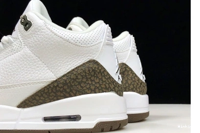 136064-122 JORDAN 3 AIR MOCHA 0924